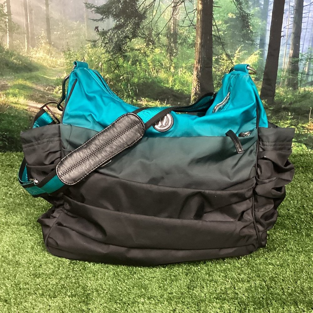 LuLuLemon Hot Yoga Gym Bag Blue Ombre